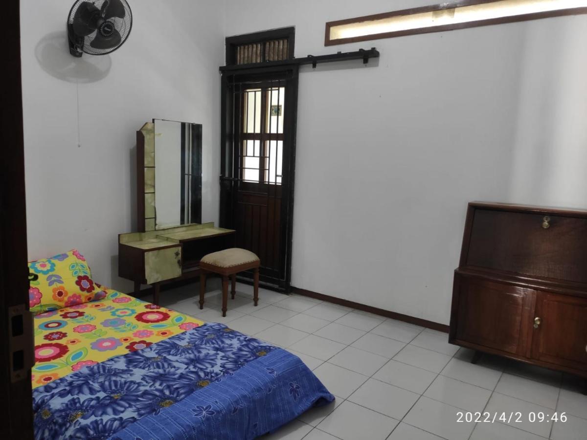Kelana 2 Nice Homestay Semarang Ngoại thất bức ảnh
